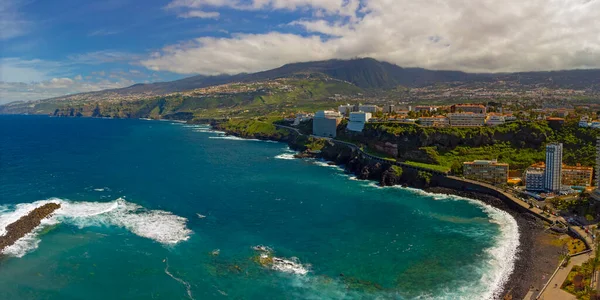 Puerto de la Crusz, Atlantik Okyanusu kıyısı, Tenerife, Kanarya Adası, İspanya