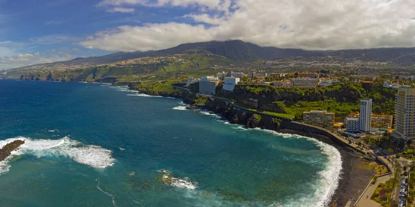 Puerto de la Crusz, Atlantik Okyanusu kıyısı, Tenerife, Kanarya Adası, İspanya