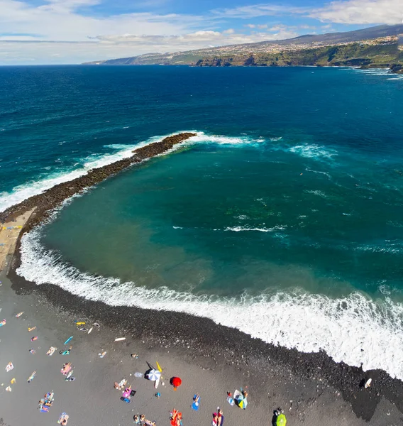 Puerto de la Crusz, Atlantik Okyanusu kıyısı, Tenerife, Kanarya Adası, İspanya