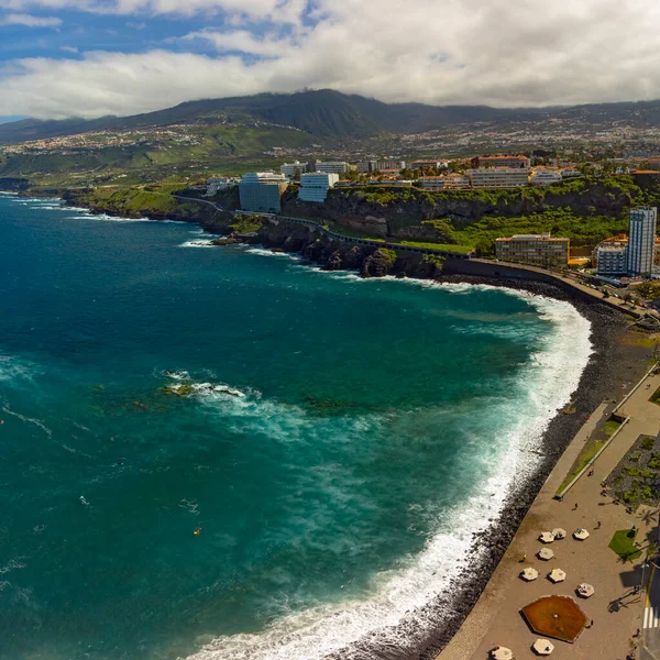 Puerto de la Crusz, Atlantik Okyanusu kıyısı, Tenerife, Kanarya Adası, İspanya