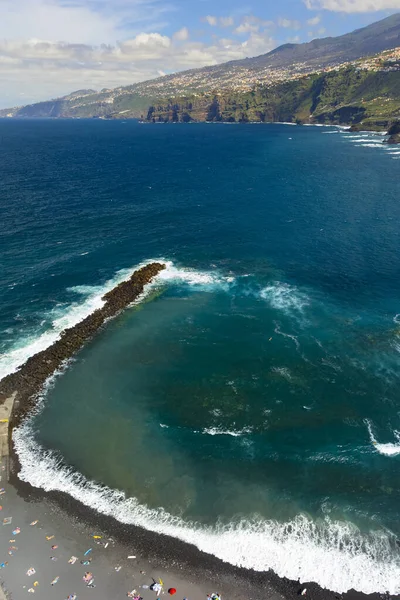 Puerto de la Crusz, Atlantik Okyanusu kıyısı, Tenerife, Kanarya Adası, İspanya