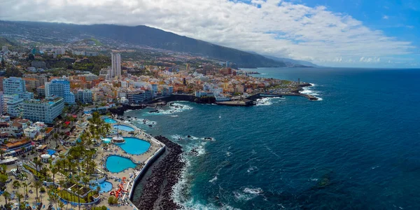 Puerto de la Crusz, Atlantik Okyanusu kıyısı, Tenerife, Kanarya Adası, İspanya