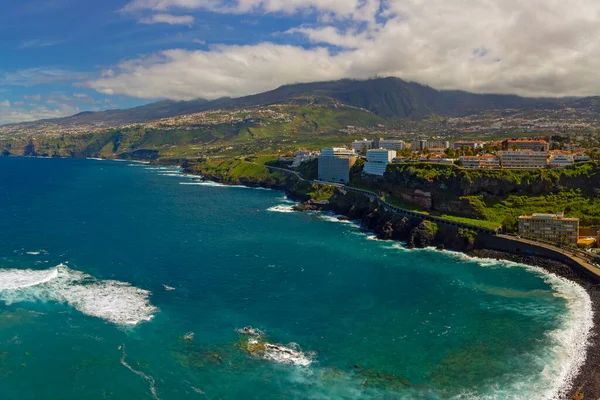 Puerto de la Crusz, Atlantik Okyanusu kıyısı, Tenerife, Kanarya Adası, İspanya
