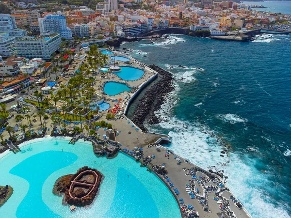 Puerto de la Crusz, Atlantik Okyanusu kıyısı, Tenerife, Kanarya Adası, İspanya