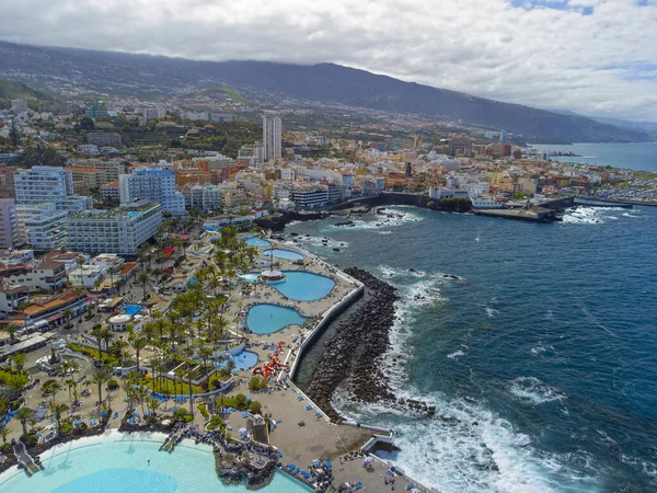 Puerto de la Crusz, Atlantik Okyanusu kıyısı, Tenerife, Kanarya Adası, İspanya