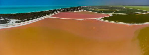 Pink Lakes Ocean Nature Las Coloradas Mexico — Stockfoto