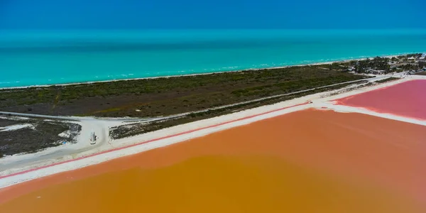 Pink Lakes Ocean Nature Las Coloradas Mexico — Stockfoto