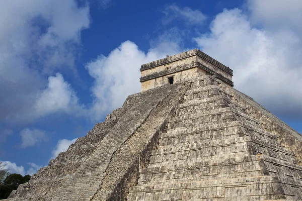 Chichen Itza Jedno Najczęściej Odwiedzanych Stanowisk Archeologicznych Meksyku — Zdjęcie stockowe