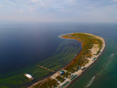 Dzharylgach adasının yazın insansız hava aracı ile çekilmiş görüntüsü. Ukrayna