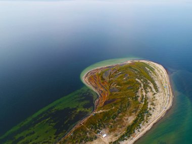 Dzharylgach adasının yazın insansız hava aracı ile çekilmiş görüntüsü. Ukrayna