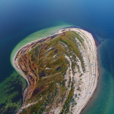 Dzharylgach adasının yazın insansız hava aracı ile çekilmiş görüntüsü. Ukrayna