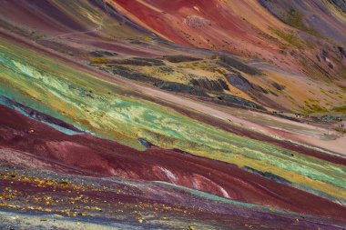 Vinicunca yürüyüş sahnesi, Cusco Bölgesi, Peru. Gökkuşağı Dağı (Montana de Siete Colores).