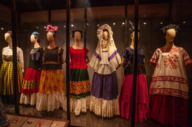 DAD DE MEXICO - 24 Mart 2022 Frida Kahlo 'nun Sergisi.