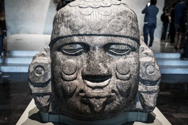 Mexico City, Meksika - 12 Mart 2022. Ulusal Antropoloji Müzesi, Meksika 'nın en büyük ve en çok ziyaret edilen müzesidir.