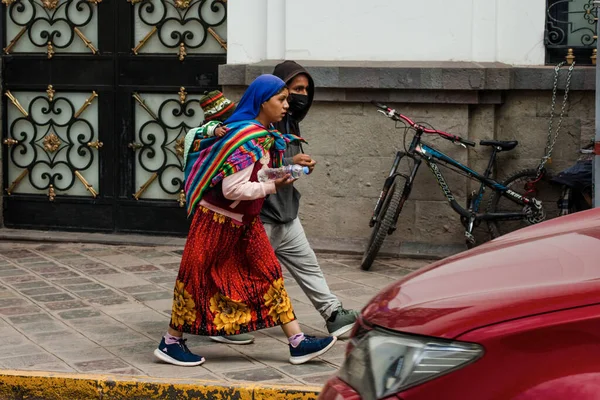 Peru Května 2022 Peruánci Tradičním Oblečení Cuzcu Cusco Peru Května — Stock fotografie
