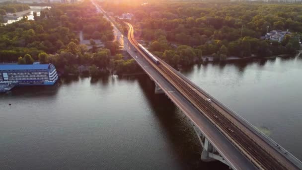 Kiev Stad Luchtfoto Met Metro Brug Rivier Dnipro Oekraïne — Stockvideo