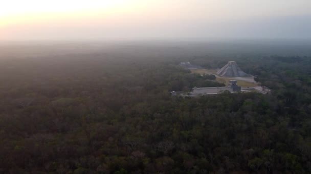 Chichen Itza Pyramids Forest Early Morning Sunrise Time — Stok Video