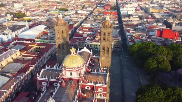 Puebla Στο Κέντρο Της Πόλης Λαμβάνονται Κατά Την Ανατολή Του — Αρχείο Βίντεο