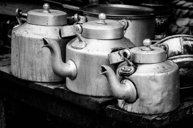 aluminum kettle for Indian masala tea with glass 