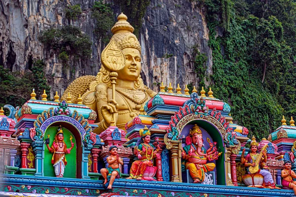 Big Hindu Gud Staty Murugan Vid Batu Grottor Hindu Temple — Stockfoto