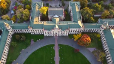 Ukrayna Ulusal Teknik Üniversitesi 'nin hava görüşü. Kyiv Politeknik Enstitüsü.