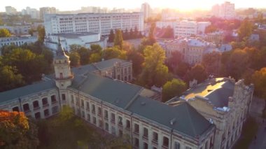Ukrayna Ulusal Teknik Üniversitesi 'nin hava görüşü. Kyiv Politeknik Enstitüsü.