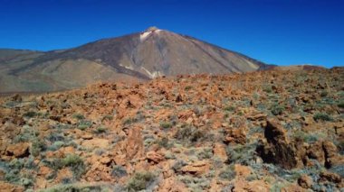 Mountain Teide Ulusal Parkı Tenerife. Kanarya Adaları. İspanya 'da volkan kraterinin zirvesi.