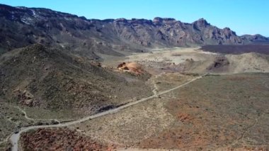 Mountain Teide Ulusal Parkı Tenerife. Kanarya Adaları. İspanya 'da volkan kraterinin zirvesi.