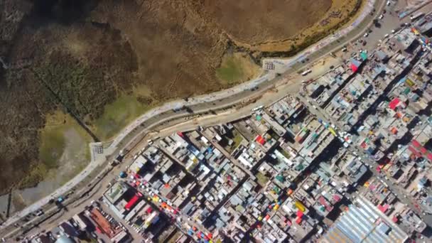 Luchtfoto Panorama Van Puno Met Titicaca Meer Peru Zuid Amerika — Stockvideo