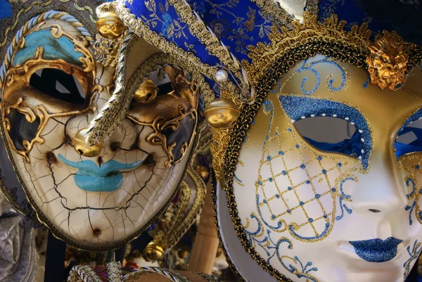 Buidings, Calle, Sestriere and Mask in the unique city of Venice in Italy — Stock Photo, Image