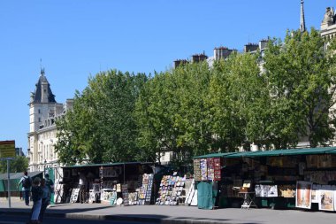 Manzara, anıtlar, binalar ve Paris 'in güzel köşeleri.
