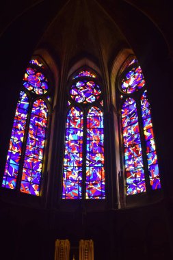 Reims, Büyük Doğu Bölgesi 'nde güzel bir kasaba, Fransa' nın kuzeydoğusunda.