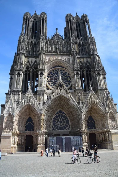 Reims 法国东北部大东部地区美丽的城镇 — 图库照片