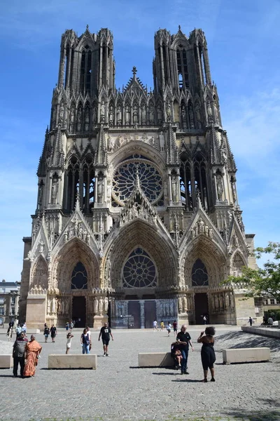 Reims 法国东北部大东部地区美丽的城镇 — 图库照片