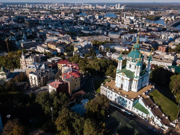 Διάσημα Τουριστικά Σημεία Στο Κίεβο Αεροφωτογραφία Στην Εκκλησία Του Αγίου — Φωτογραφία Αρχείου