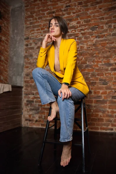 Beautiful Russian Girl Bright Yellow Jacket Brick Wall — Stock Photo, Image