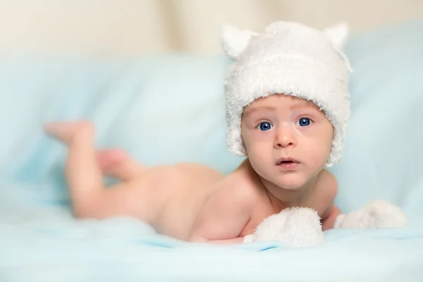 Smiling beautiful newborn — Stock Photo, Image