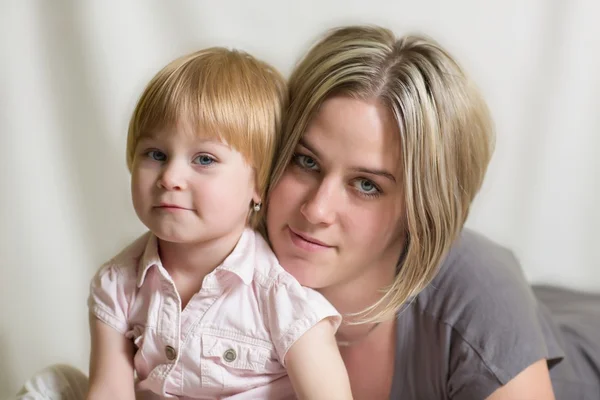 Mother and child — Stock Photo, Image