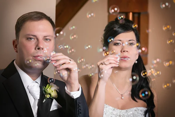 Newlyweds — Stock Photo, Image