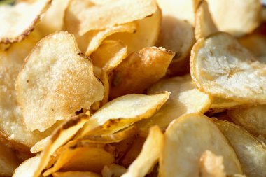 Patates cipsi.