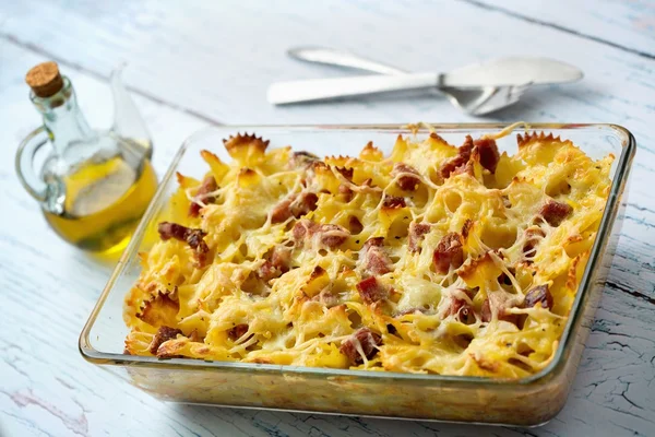 Baked pasta with smoked meat — Stock Photo, Image