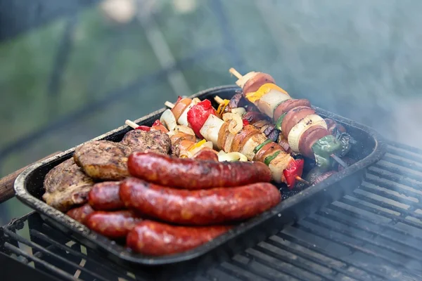 Utendørs grilling – stockfoto