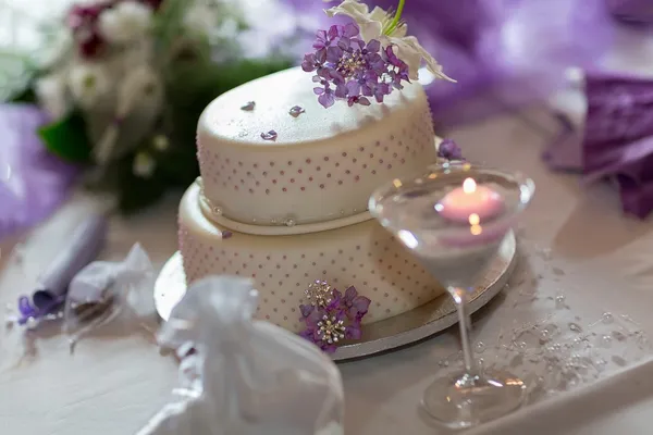 Traditionelle Hochzeitstorte — Stockfoto