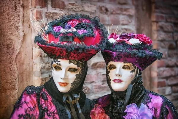 Máscara de carnaval em Veneza - Traje veneziano — Fotografia de Stock