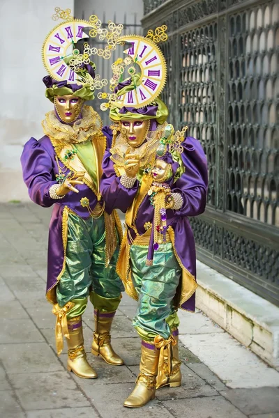 Máscara de carnaval em Veneza - Traje veneziano — Fotografia de Stock