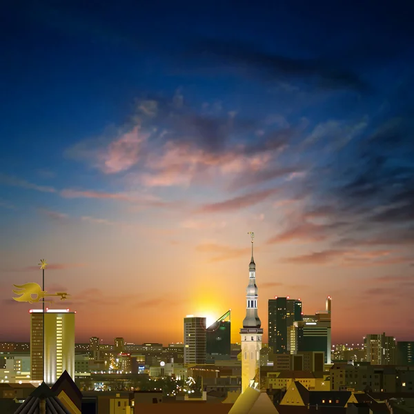 Abstrakter Hintergrund mit Panorama von Tallinn und Sonnenuntergang — Stockvektor