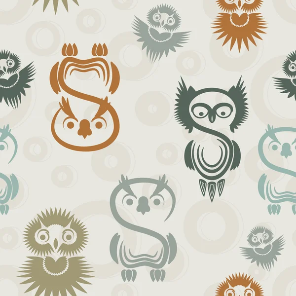 Seamless pattern with various owls on a neutral background. — Stock Vector