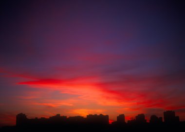 uğursuz crimson sunset.