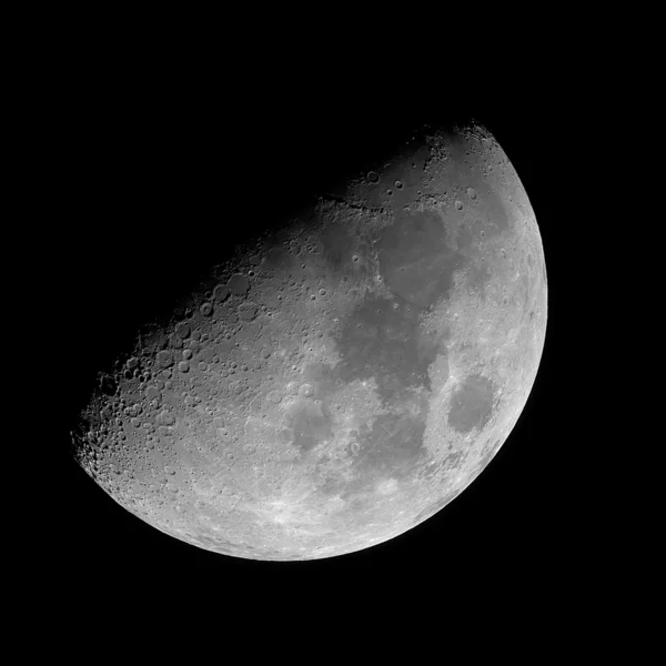 Восковая луна. — стоковое фото