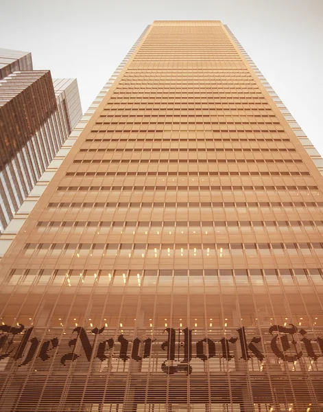 Ciudad de Nueva York - mira hacia arriba. Edificio del New York Times . — Foto de Stock